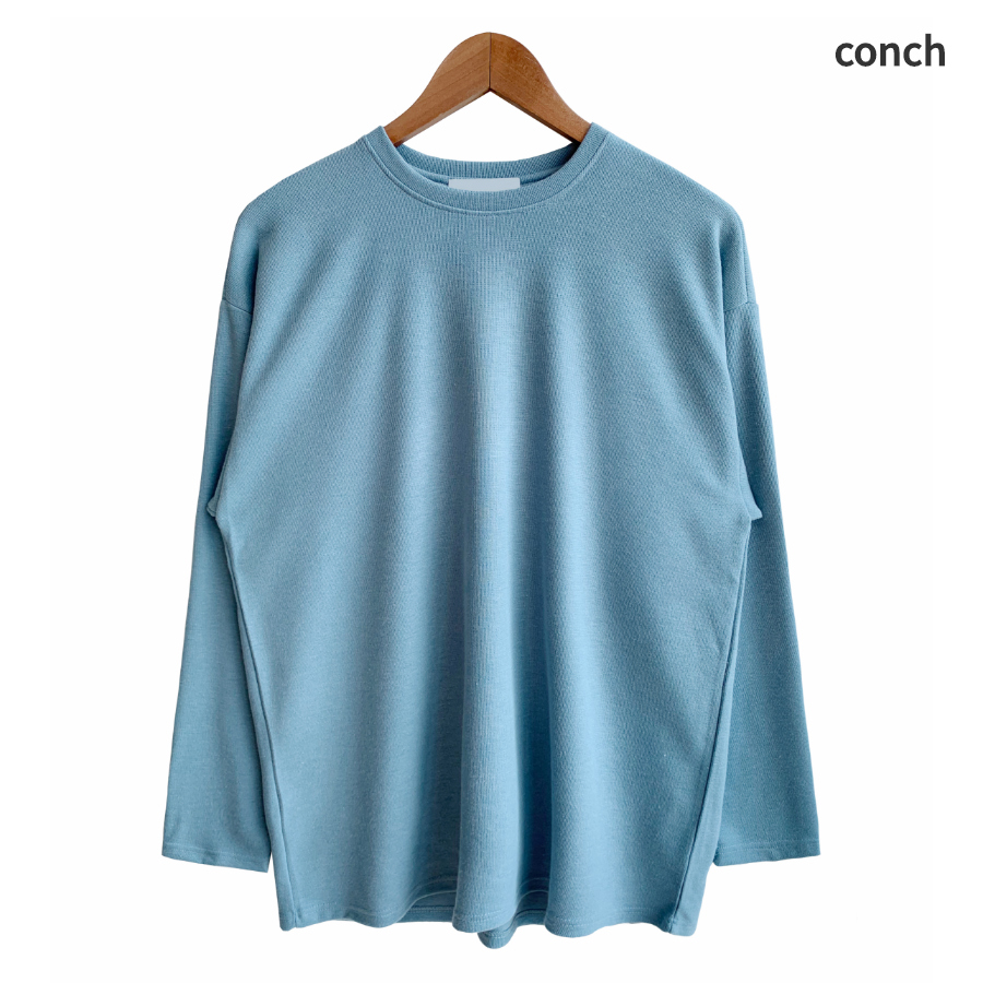long sleeved tee color image-S4L5