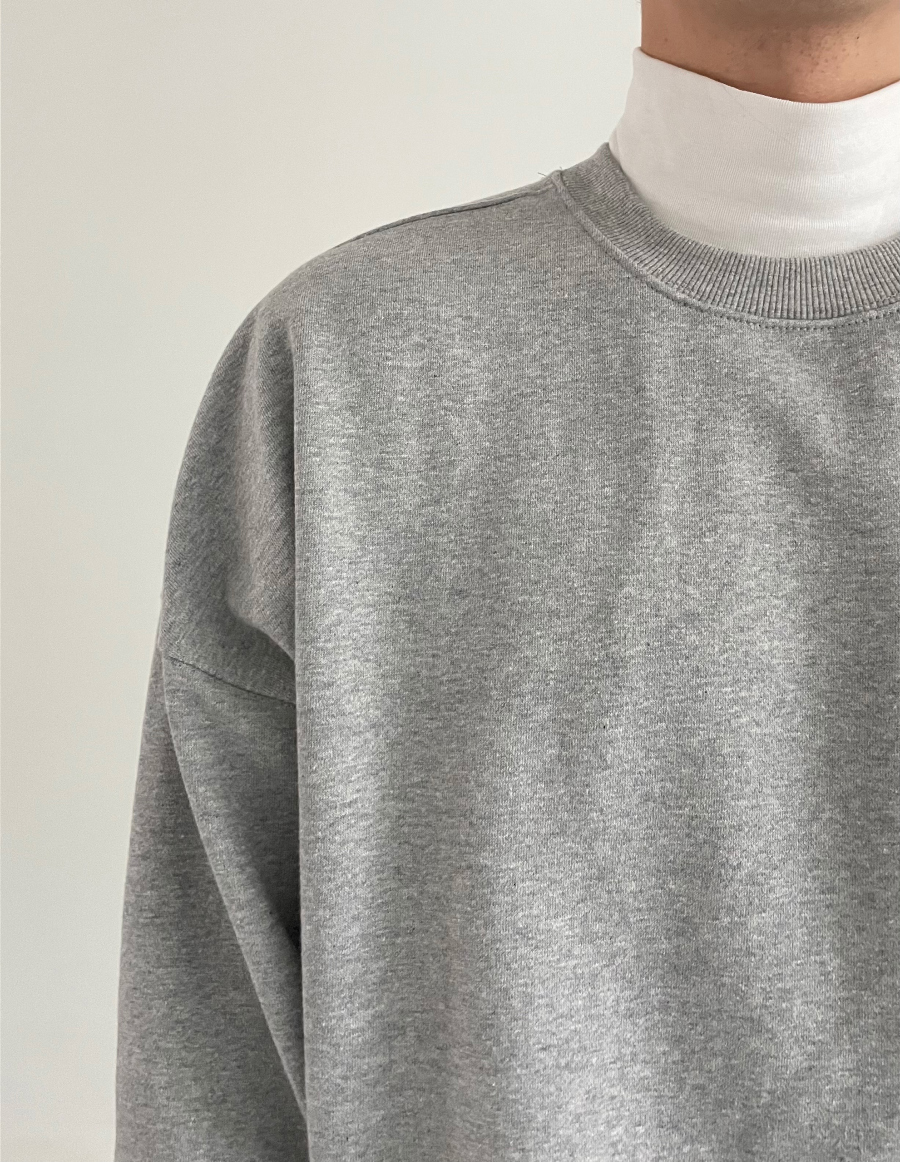 long sleeved tee detail image-S3L24