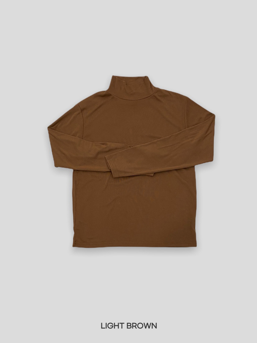 short sleeved tee brown color image-S7L7